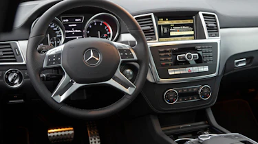 Mercedes ML350 CDI dash