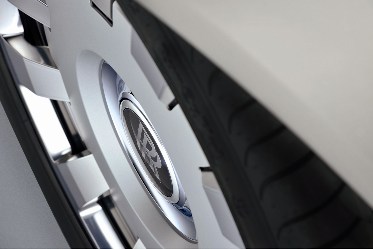 Driven: Rolls-Royce Ghost EWB