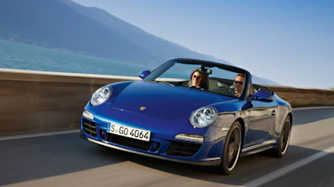 Porsche 911 Carrera GTS Cabriolet front