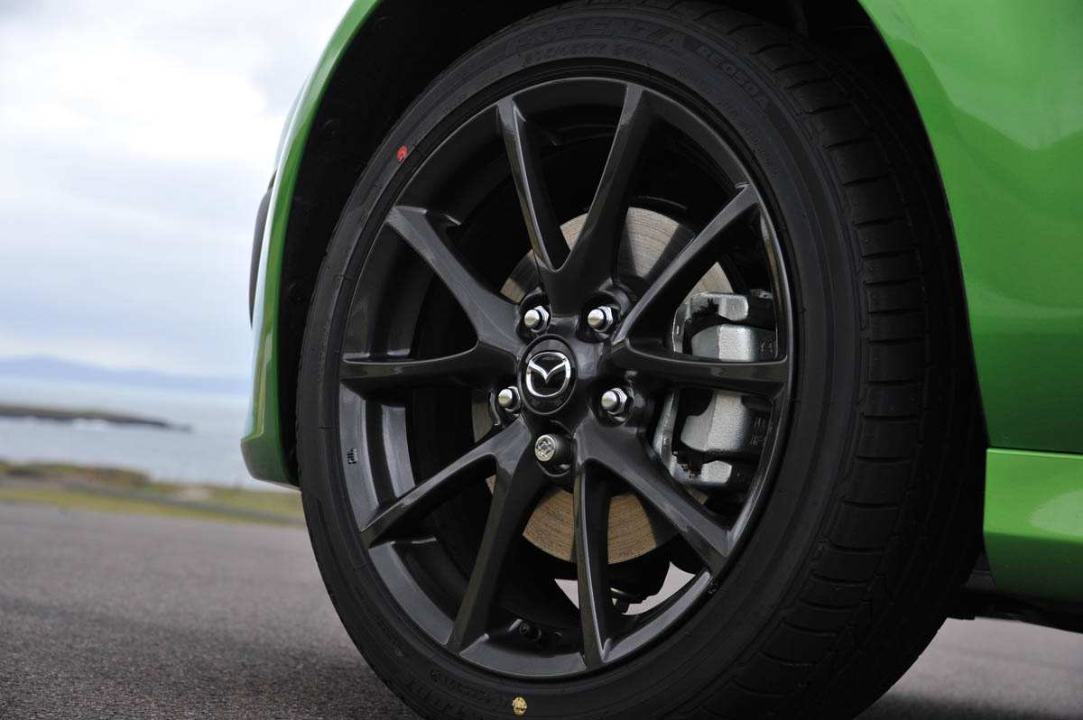 Mazda MX-5 Sport Black alloy wheel