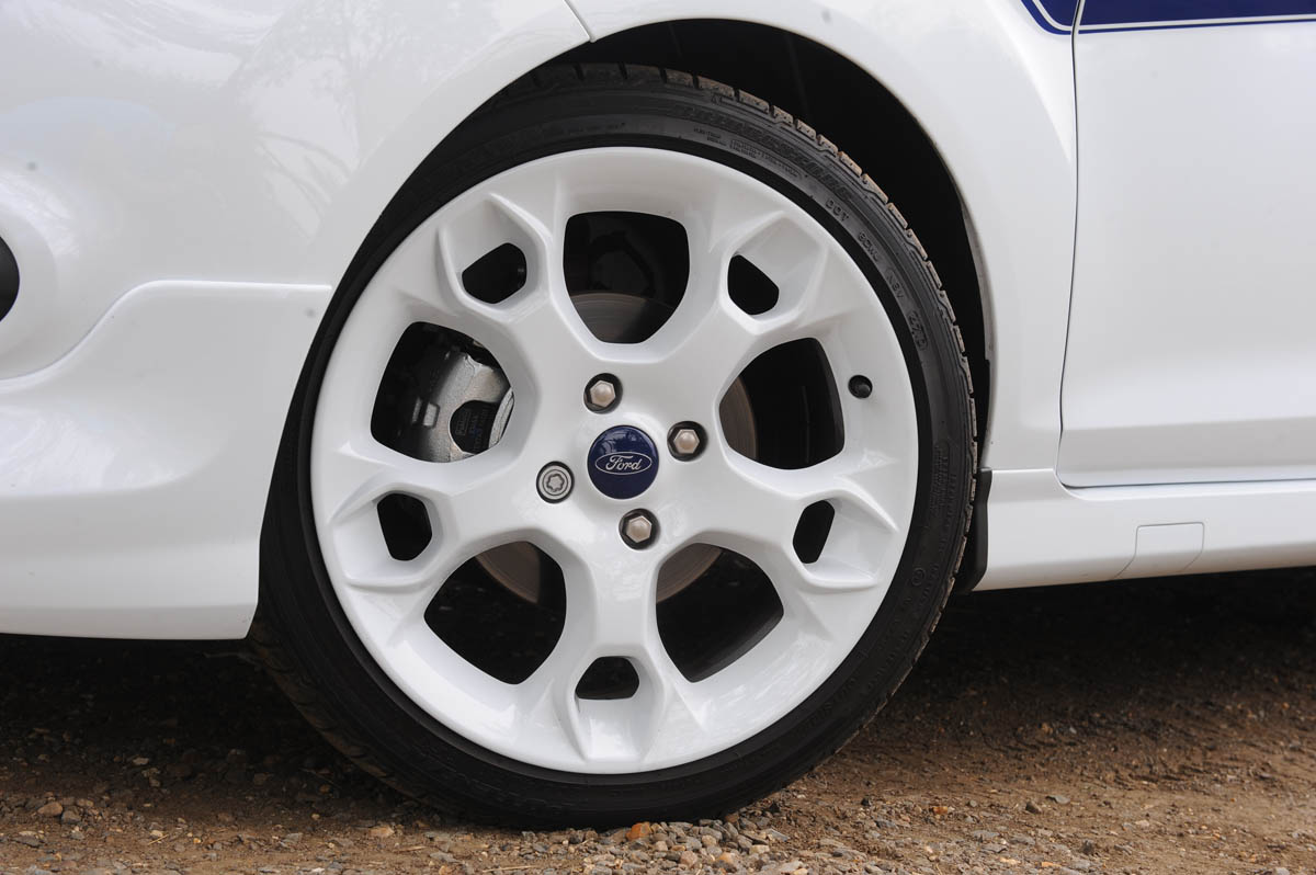 Ford Fiesta S1600 alloy wheel