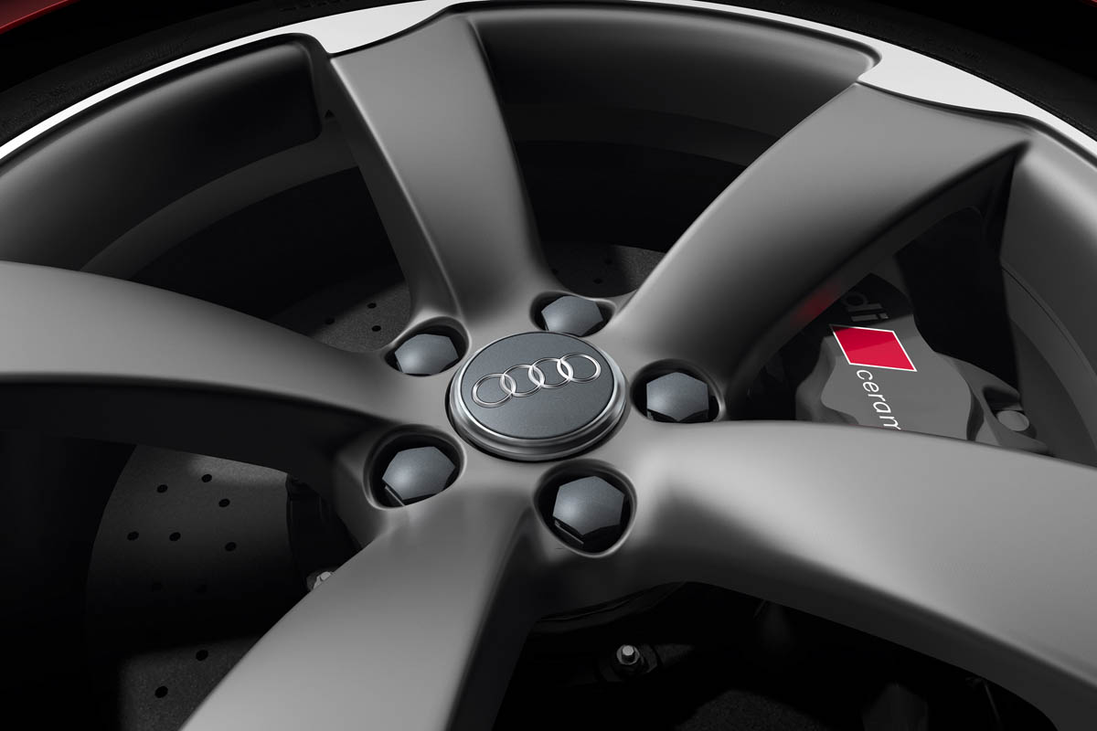 New Audi RS5 coupe wheel