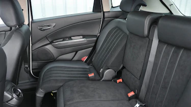 Chrysler Delta 1.4 MultiAir seats