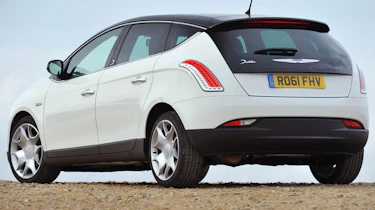 Chrysler Delta 1.4 MultiAir rear