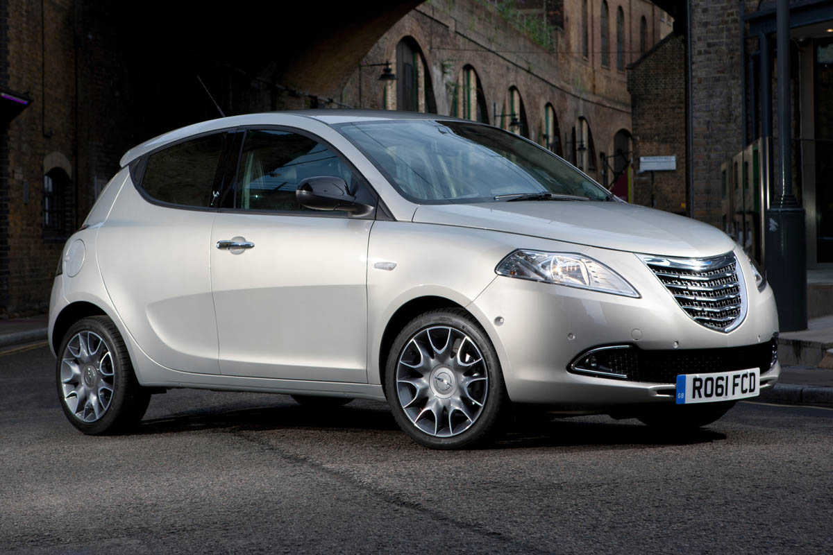 Chrysler Ypsilon 0.9 TwinAir front