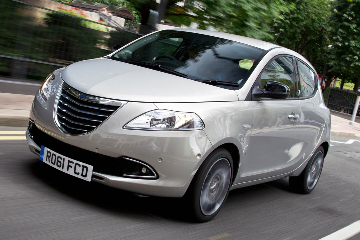 Chrysler Ypsilon 0.9 TwinAir front view
