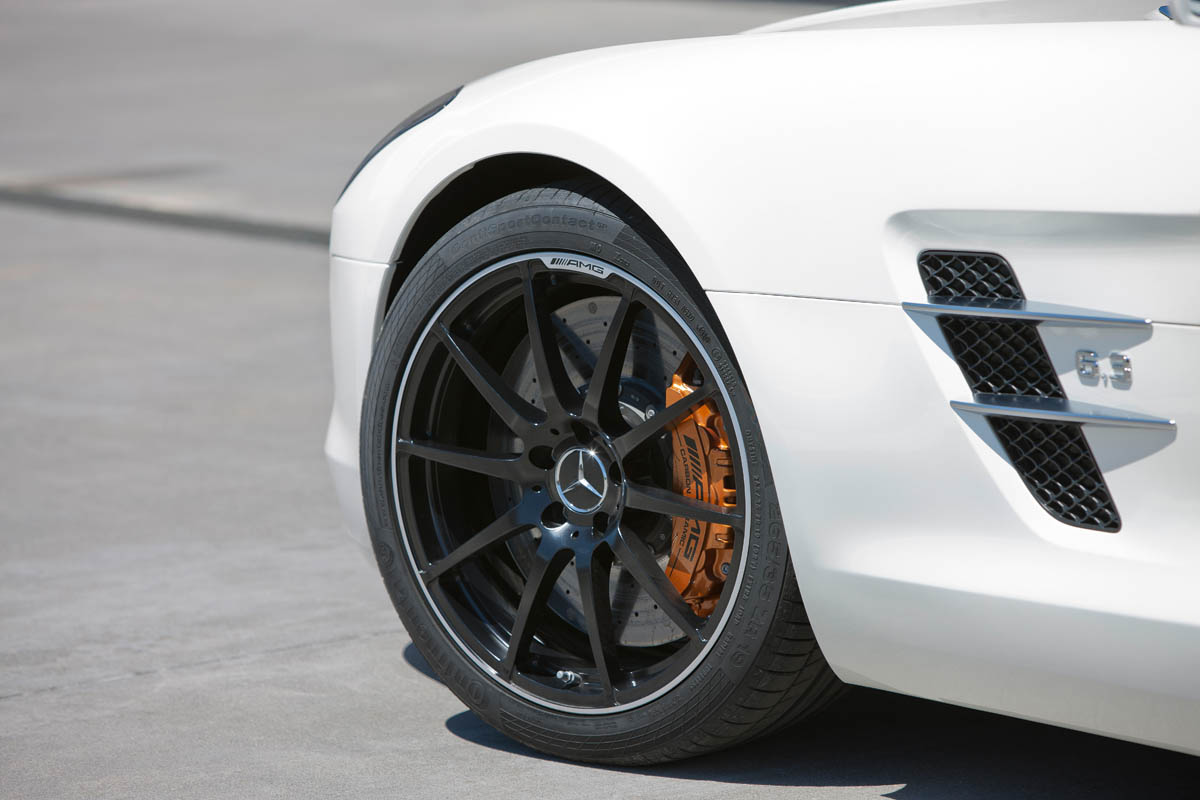Mercedes-Benz SLS AMG Roadster