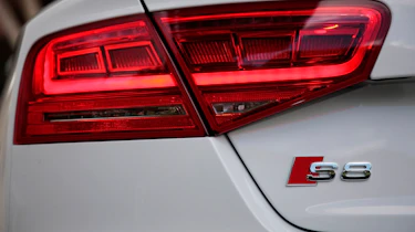 Audi S8