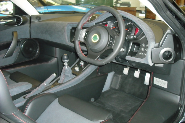 Lotus Evora S GP Edition interior