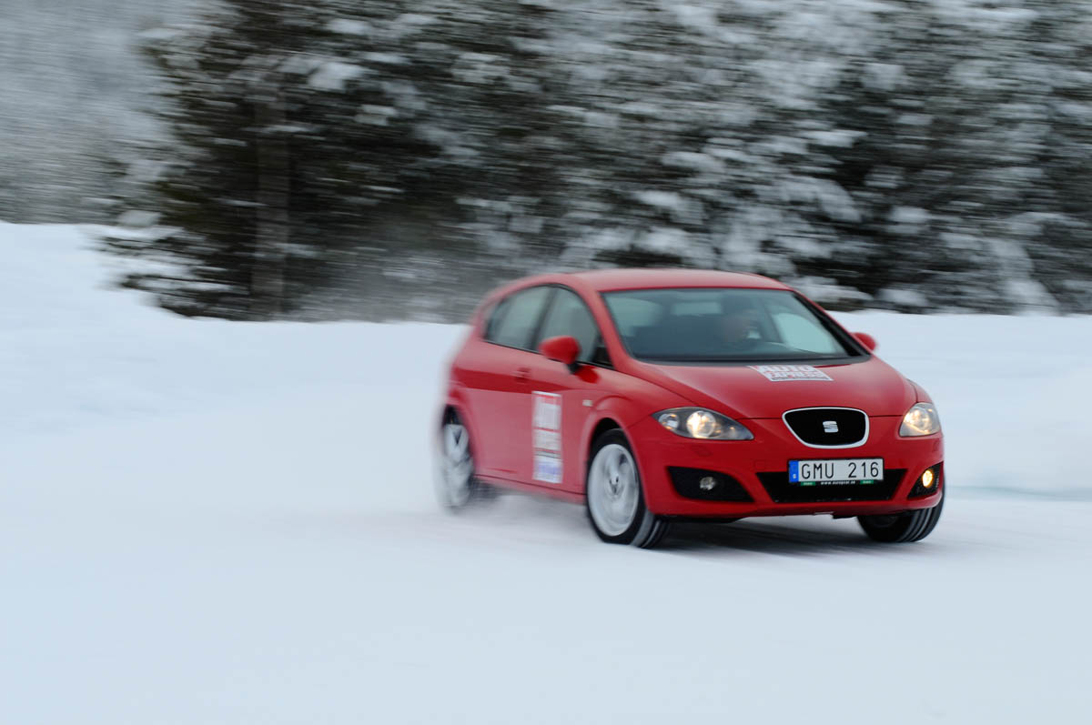 evo's 2011 winter tyre test