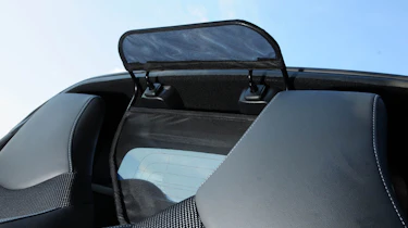 Renault Wind wind deflector