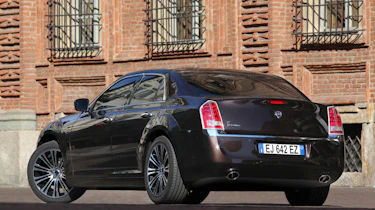 Chrysler 300C Lancia Thema