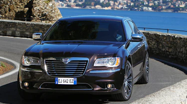 Chrysler 300C Lancia Thema