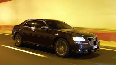 Chrysler 300C Lancia Thema