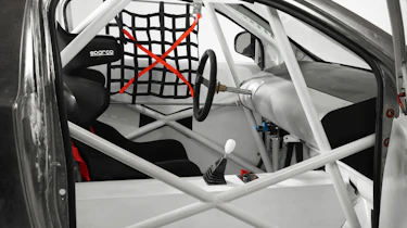 Tatsu Toyota iQ-MR