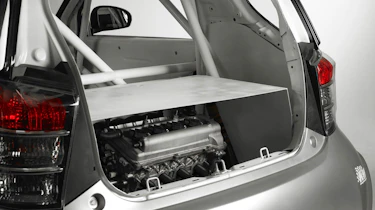 Tatsu Toyota iQ-MR
