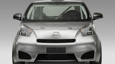 Tatsu Toyota iQ-MR