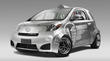 Tatsu Toyota iQ-MR