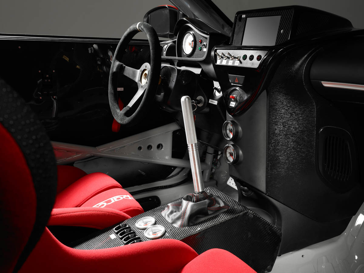 Toyota iQ-RS evasive