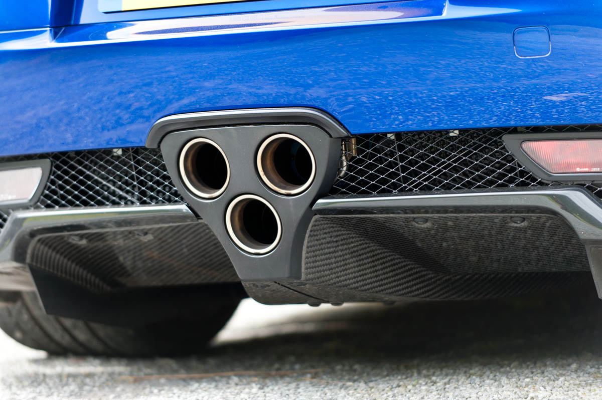 Lexus LFA exhausts