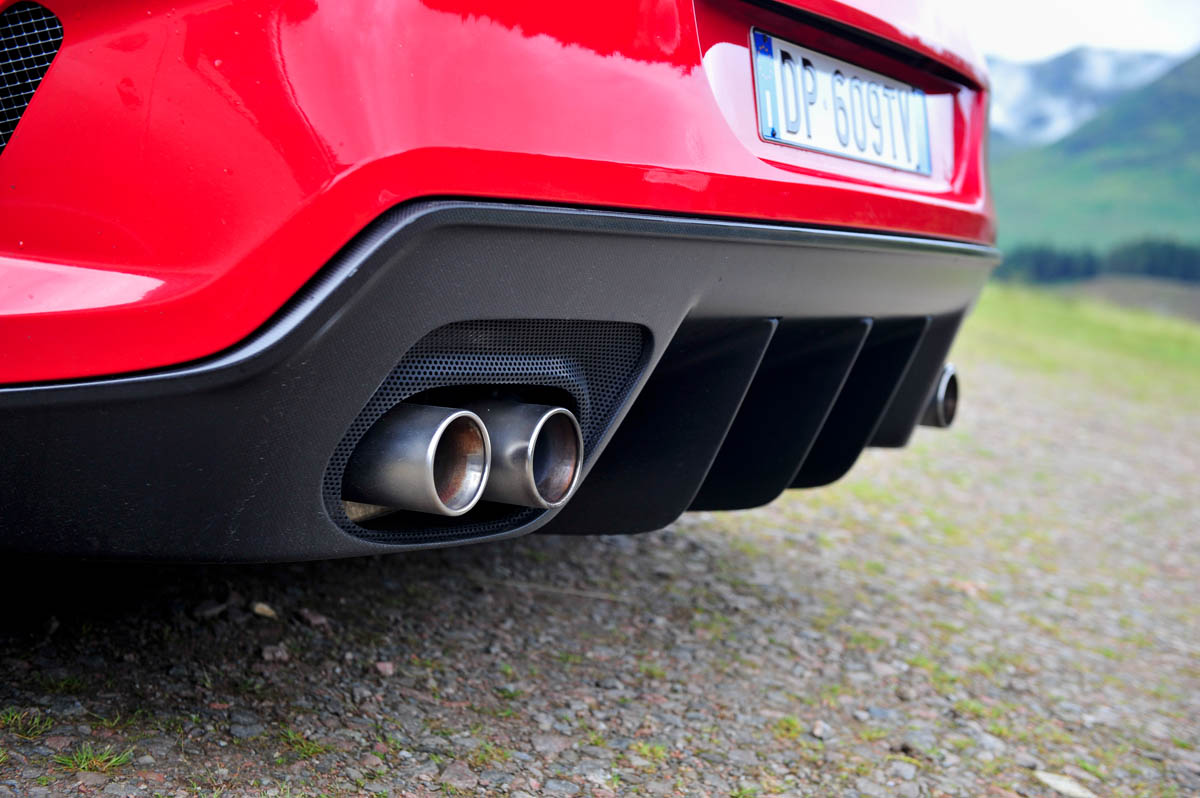 Ferrari 599 GTO exhausts
