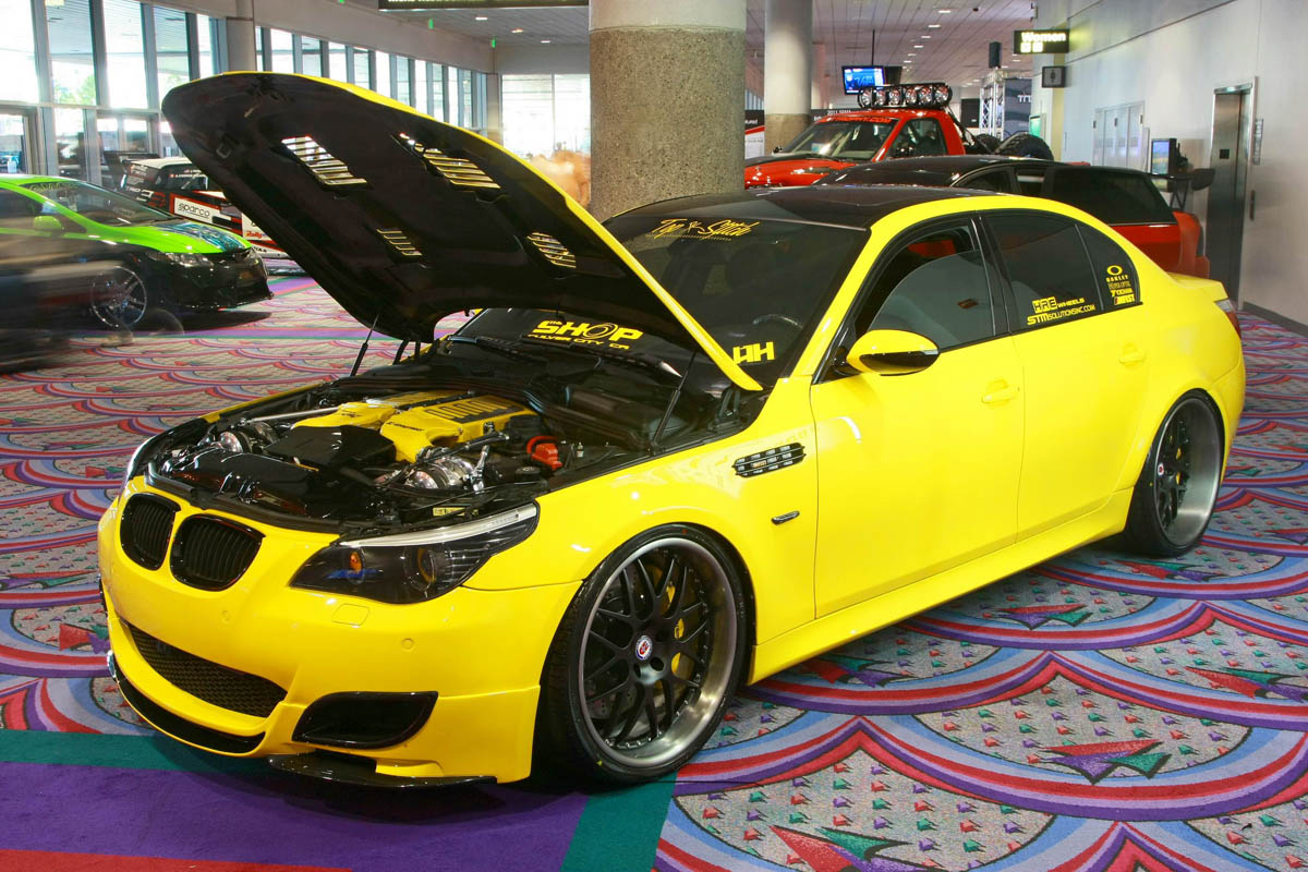 2011 SEMA show: BMW M5