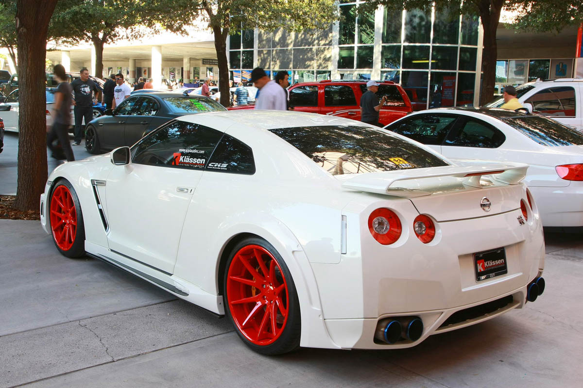 2011 SEMA show: Nissan GT-R