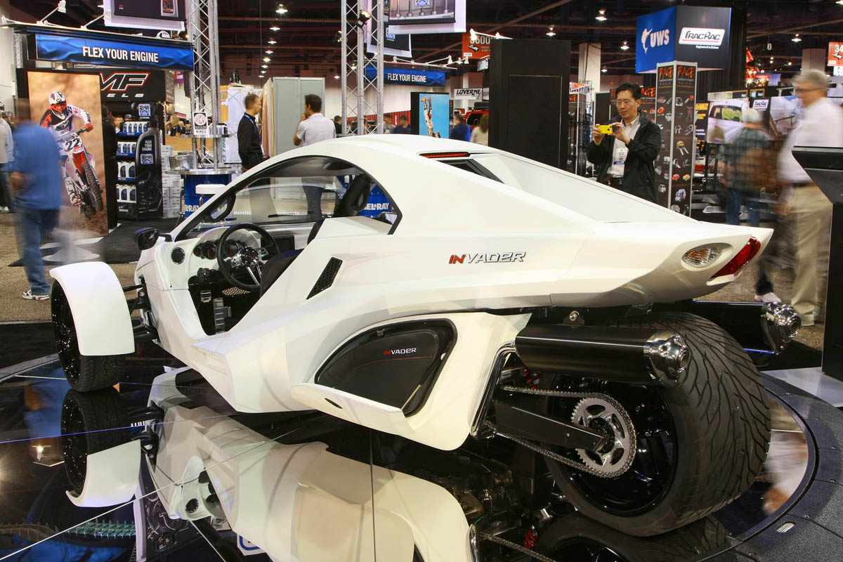 2011 SEMA show: Tanom InVader