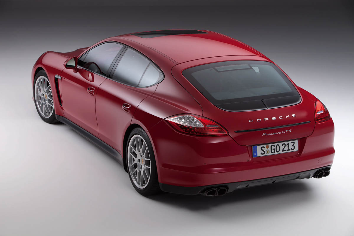 Porsche Panamera GTS rear