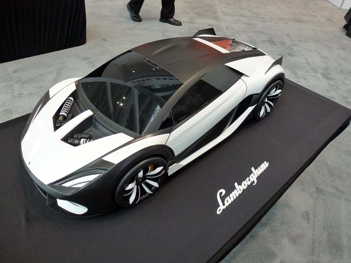 LA motor show 2011: Lamborghini scale model