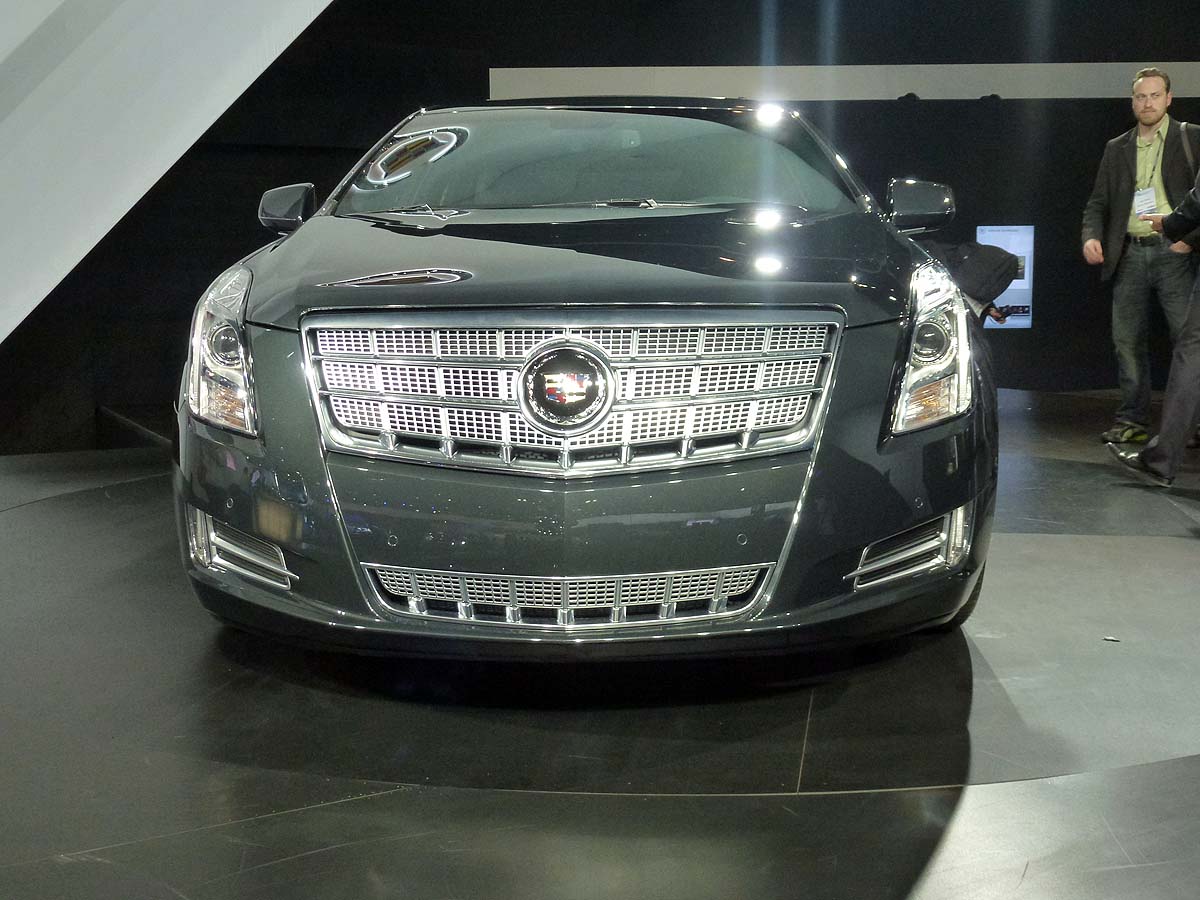 LA motor show 2011:Cadillac XTS