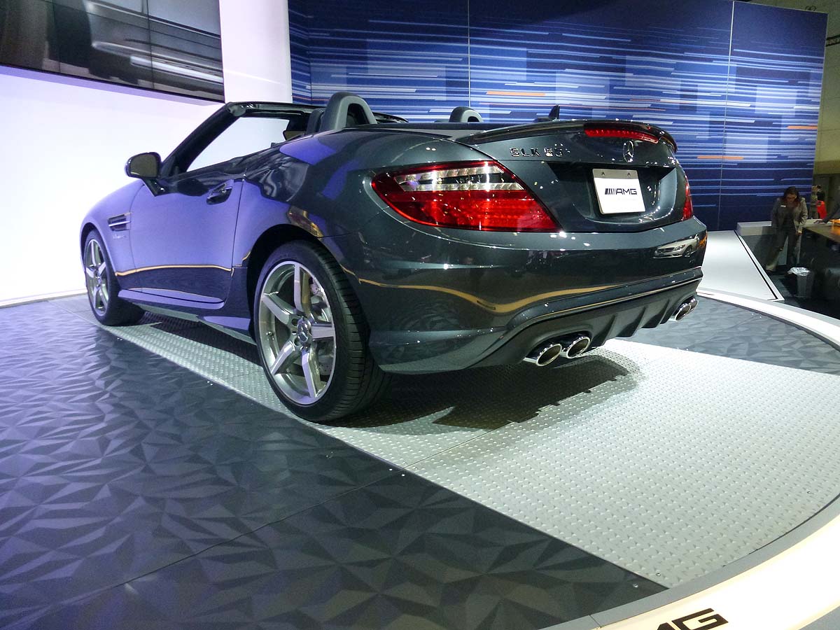 LA motor show 2011: Mercedes SLK 55 AMG