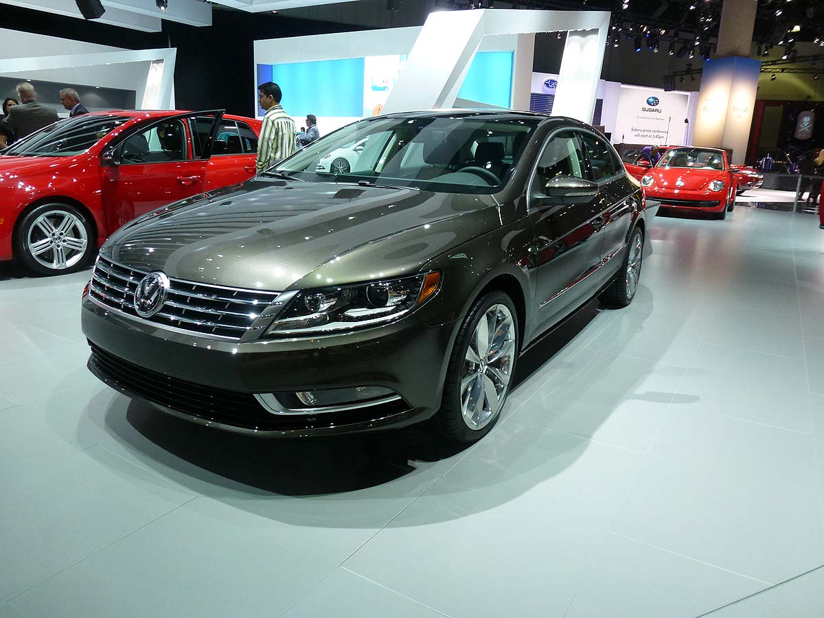 LA motor show 2011: VW CC