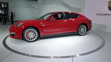 2011 Los Angeles motor show: Porsche Panamera GTS