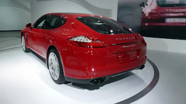 2011 Los Angeles motor show: Porsche Panamera GTS