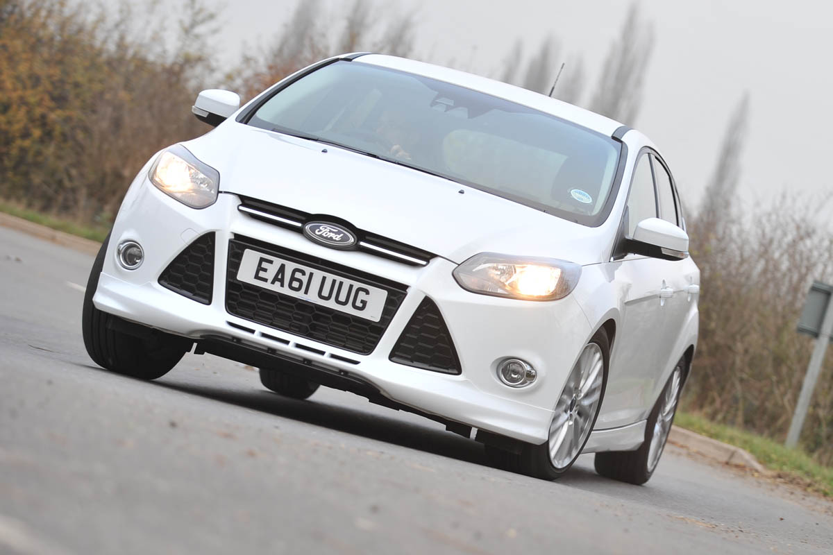 Ford Focus Zetec S front cornering