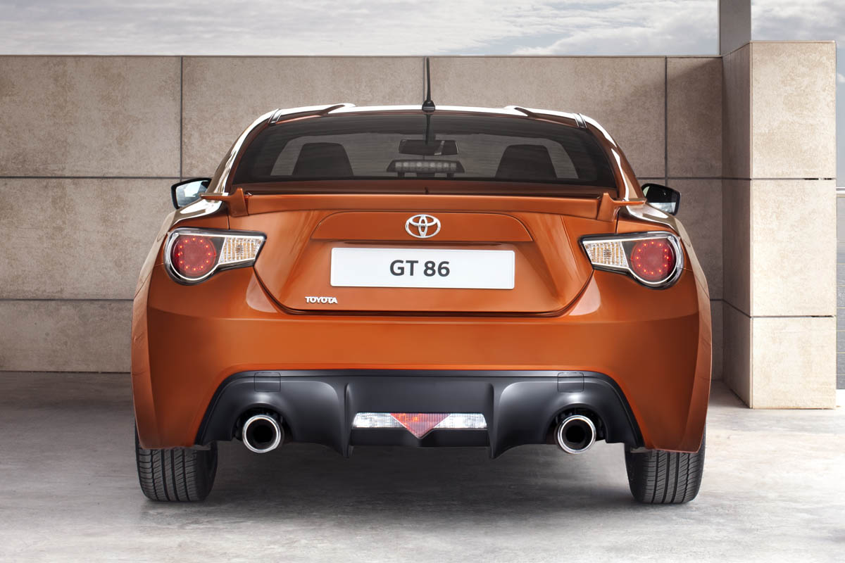 Toyota GT 86 rear-drive coupe