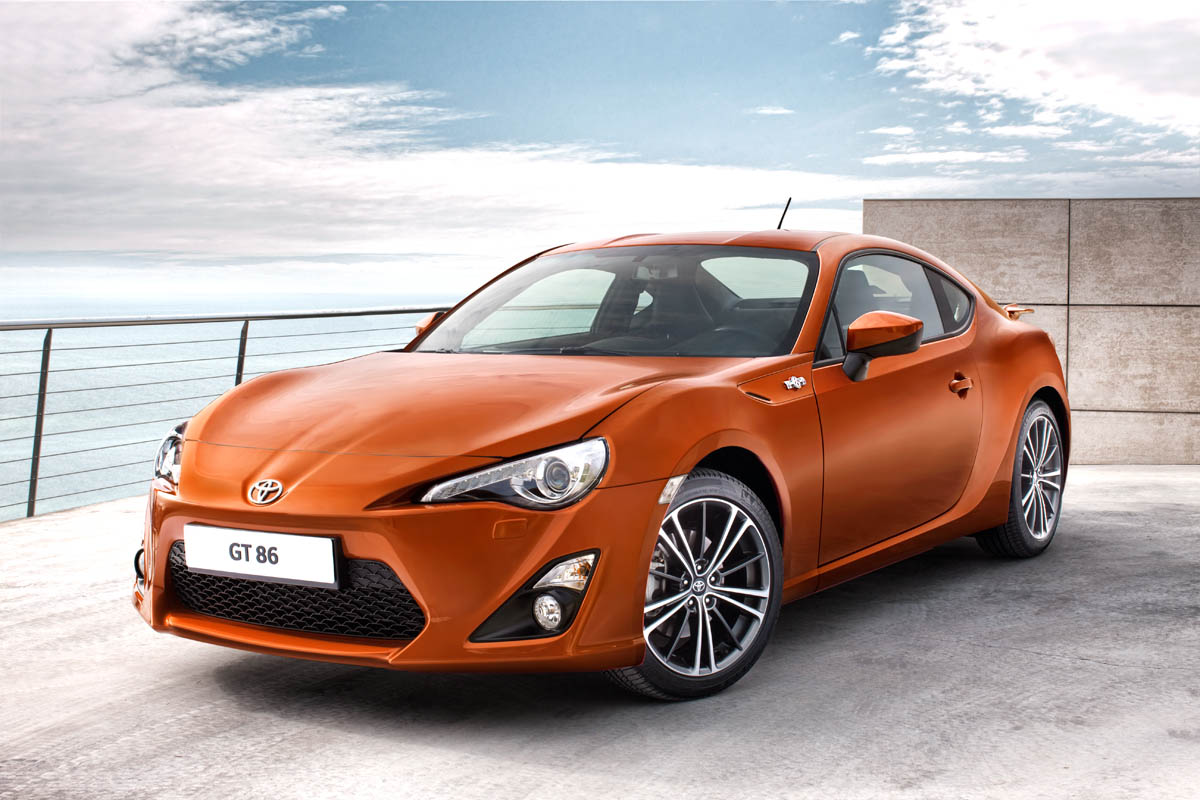 Toyota GT 86 rear-drive coupe