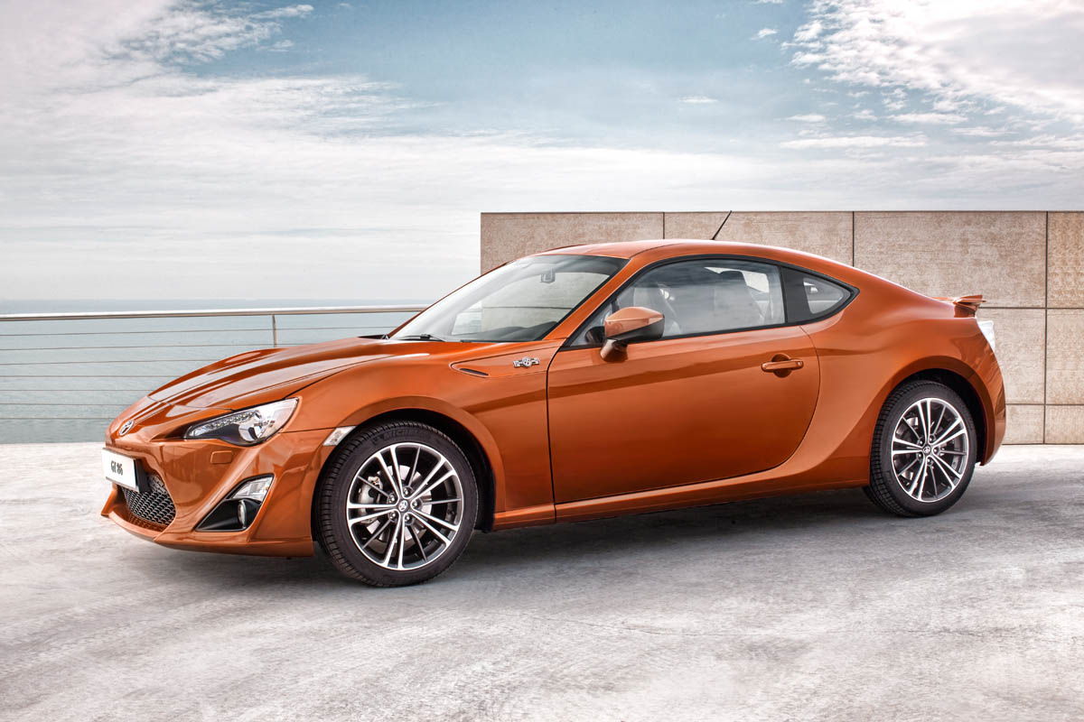 Toyota GT 86 rear-drive coupe