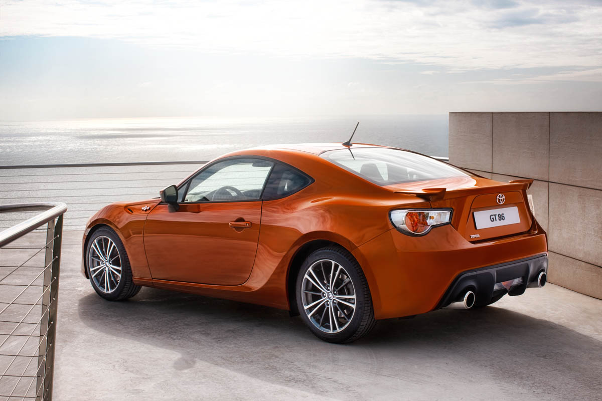Toyota GT 86 rear-drive coupe