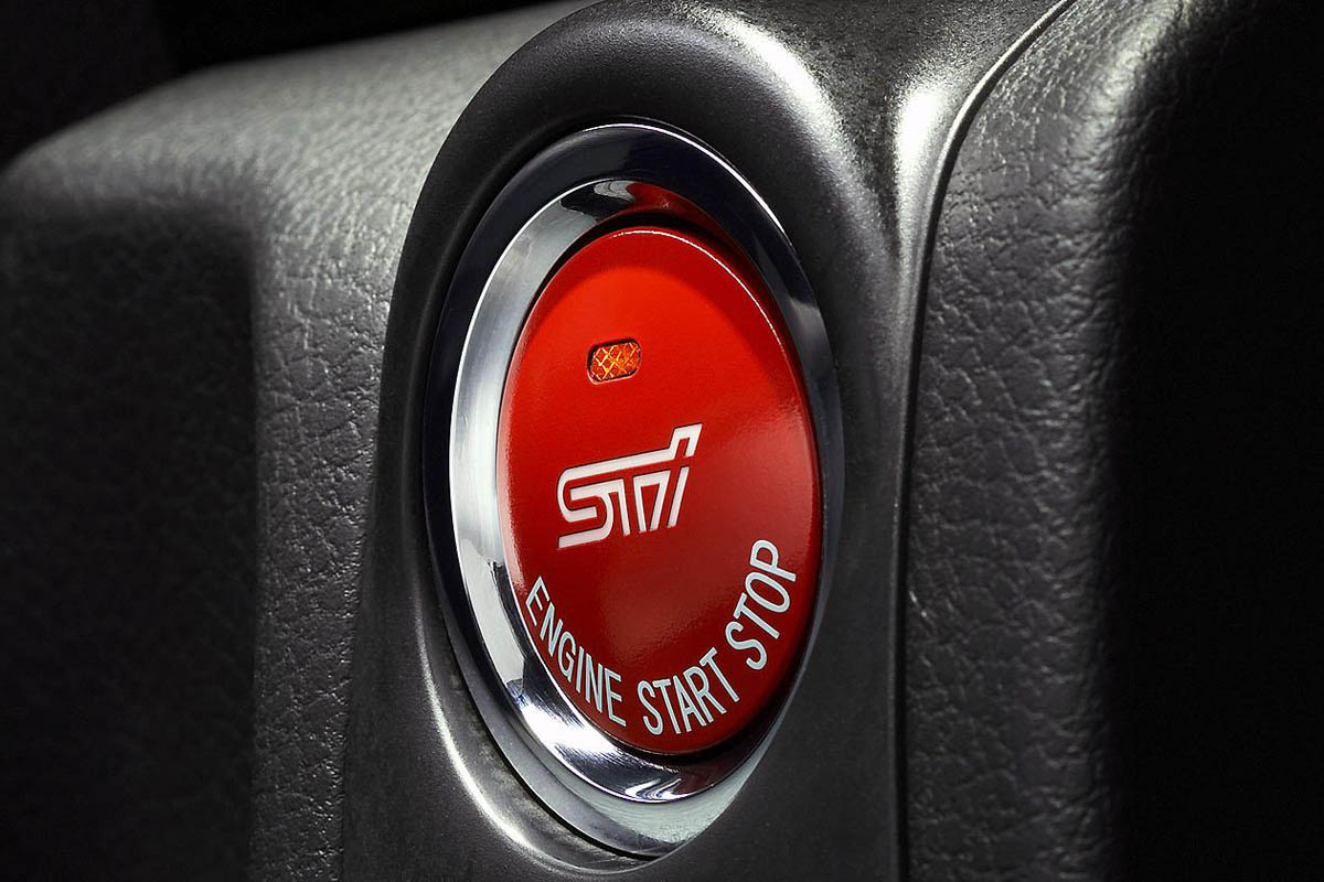 Subaru Impreza STI S206 starter button