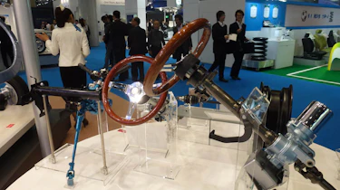 2011 Tokyo Show: steering wheels