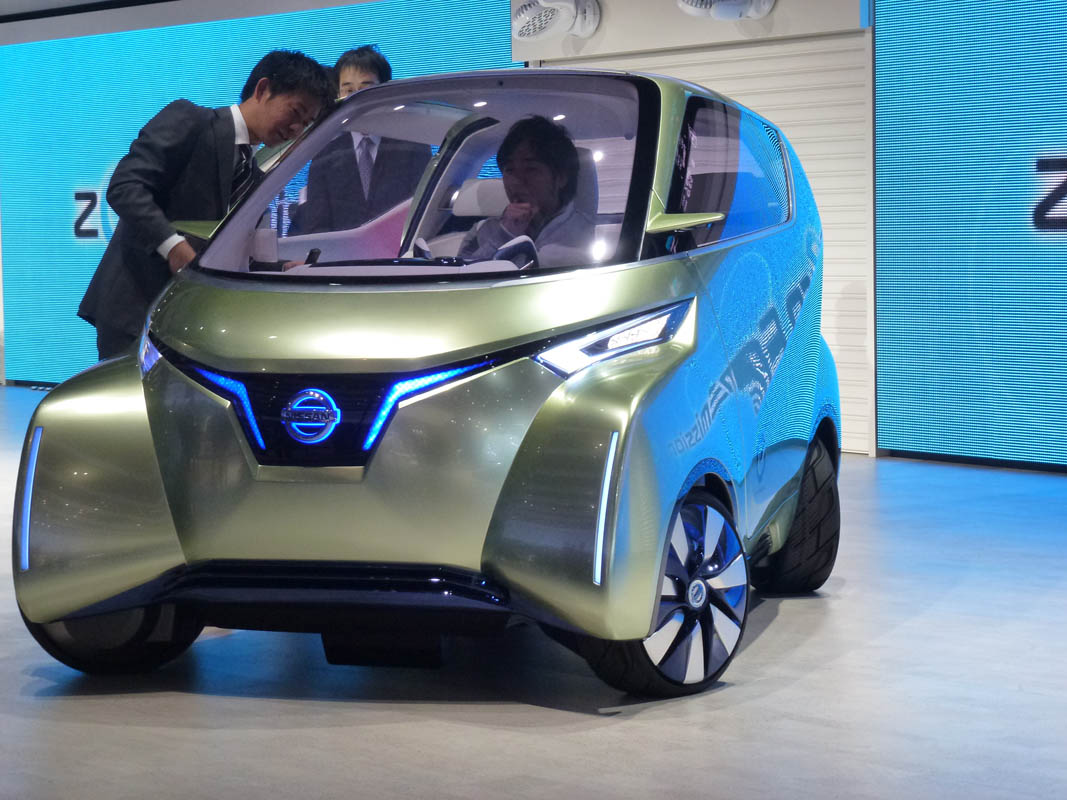2011 Tokyo Show: Nissan Pivo III