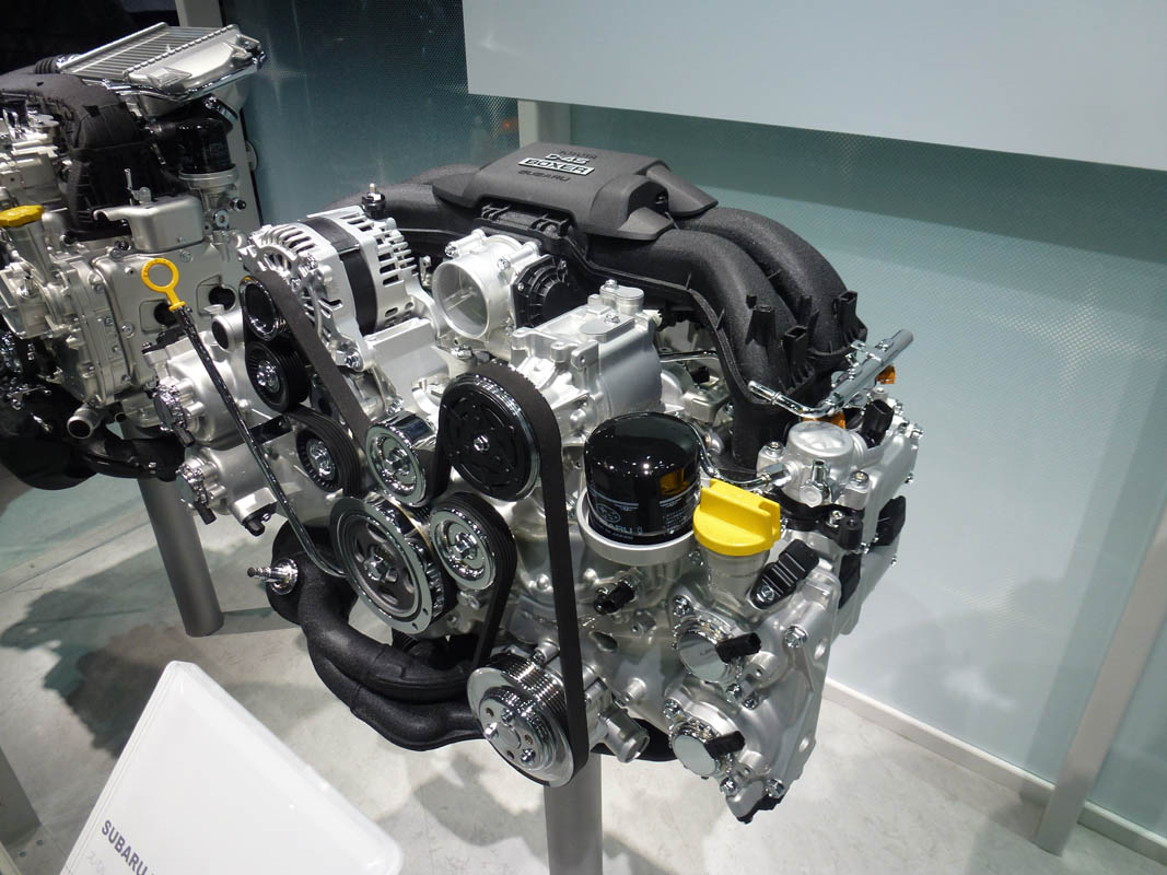 2011 Tokyo Show: Subaru BRZ engine