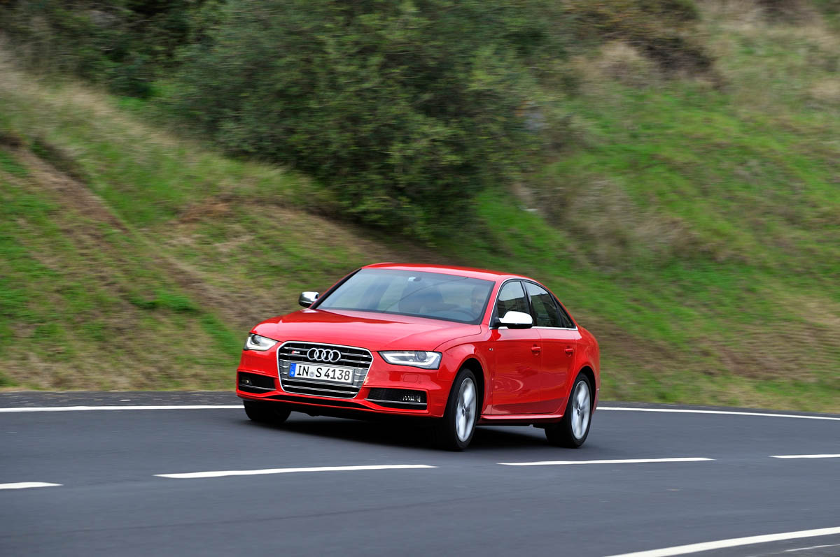 Audi S4