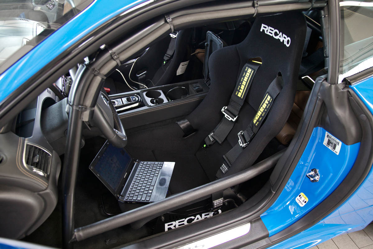 Jaguar XKR-S interior