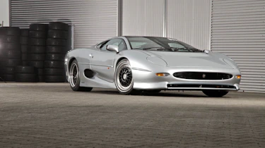 Jaguar XJ220