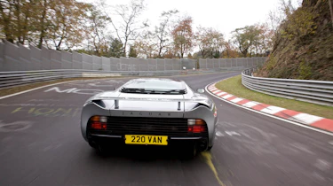 Jaguar XJ220