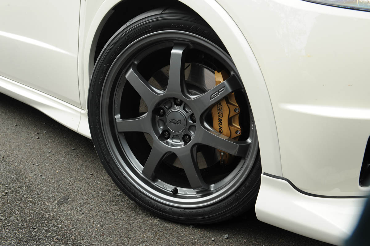 Honda Civic Type-R Mugen 2.2 alloy wheel
