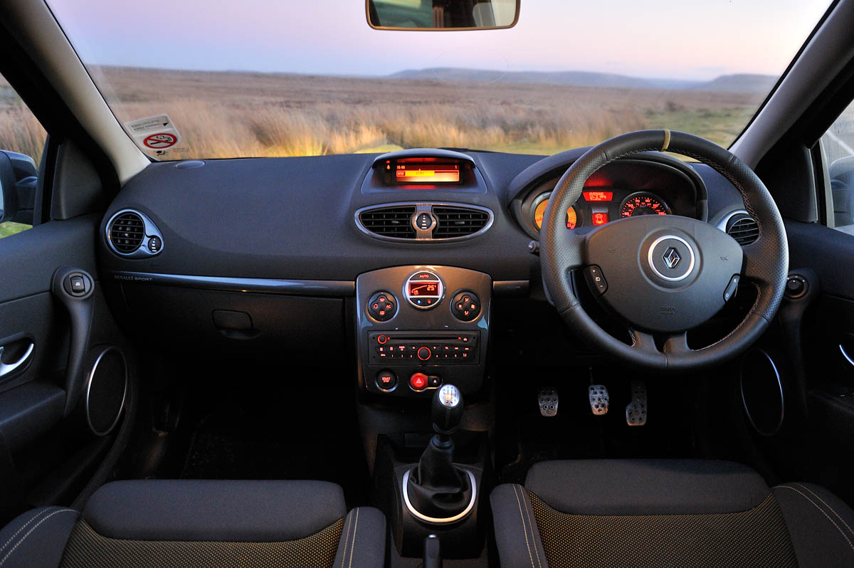 Renaultsport Clio 200 Cup interior